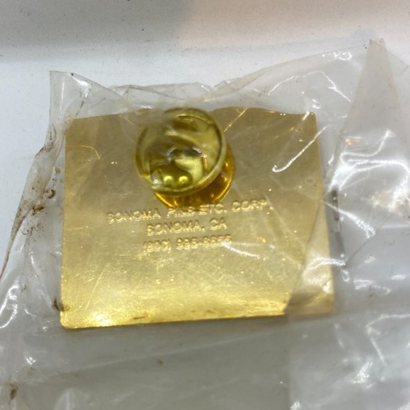 Marine Corps Reserve Toys For Tots Pin Hat Jacket New - Picture 2 of 2